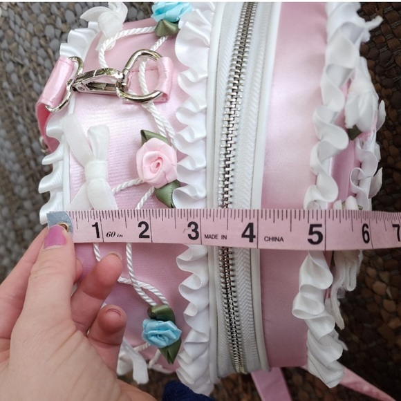 Sugar Thrillz Dolls Kill ‘Just Deserts’ Cake Shoes Sneakers Bag Purse SET NEW 9 - Picture 11 of 14